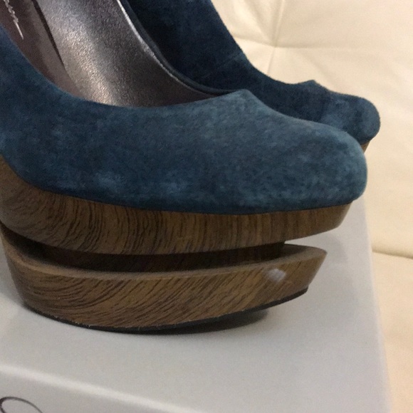 Jessica Simpson Heels - Picture 6 of 6